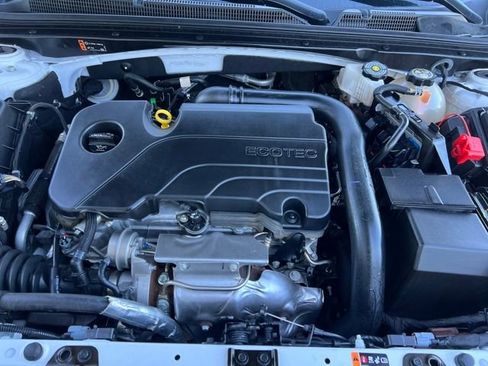 Certified 2024 Chevrolet Malibu LT image 28