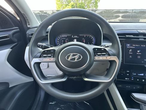 Used 2024 Hyundai Tucson SEL FWD image 15