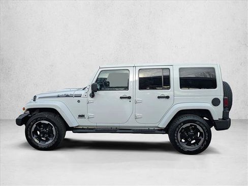 Used 2014 Jeep Wrangler Polar Edition image 9