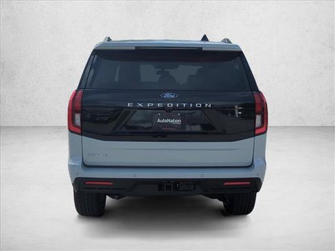 New 2026 Ford Expedition Active RWD image 8