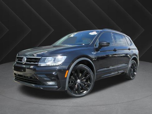 Used 2020 Volkswagen Tiguan SE R-Line AWD/4WD image 1