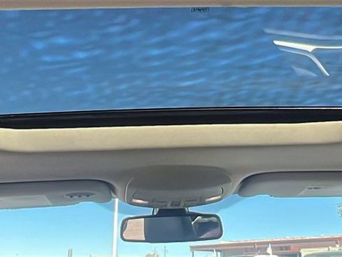 Used 2020 Ford Fusion Energi Titanium image 22