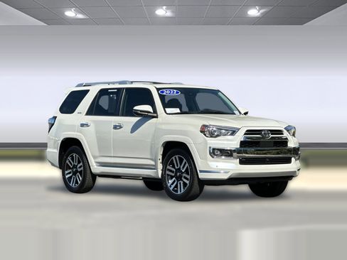 Used 2022 Toyota 4Runner Limited image 6