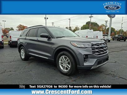 Certified 2025 Ford Explorer Active w/ Active Comfort Package