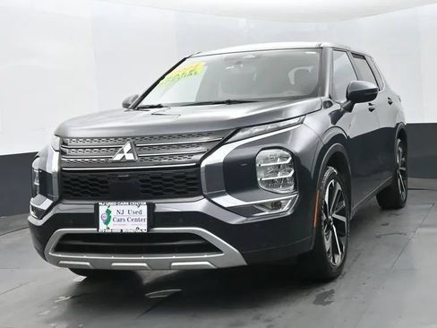 Used 2024 Mitsubishi Outlander Ralliart AWD/4WD image 1