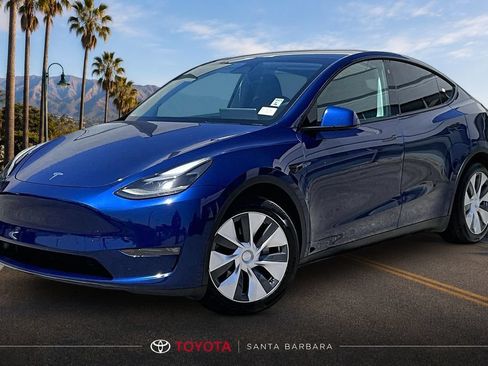 Used 2023 Tesla Model Y Long Range AWD/4WD image 3