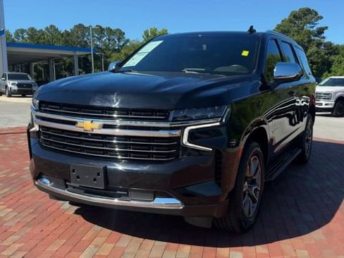 Used 2022 Chevrolet Tahoe LT w/ Luxury Package RWD image 6