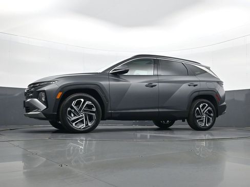 Certified 2025 Hyundai Tucson Limited image 28