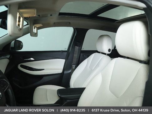 Used 2020 Buick Encore GX Essence w/ Experience Buick Package image 18