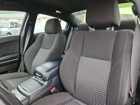 Used 2023 Dodge Charger SXT image 20
