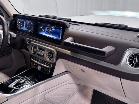 Certified 2021 Mercedes-Benz G 63 AMG 4MATIC image 17
