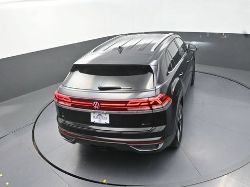 Used 2026 Volkswagen Atlas Cross Sport SE AWD/4WD image 21