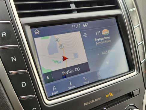 Used 2019 Lincoln Nautilus Reserve w/ Ultimate Package image 21