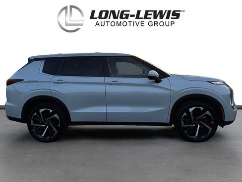 Used 2024 Mitsubishi Outlander SE FWD image 8