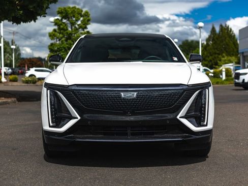 Used 2024 Cadillac Lyriq Sport AWD/4WD image 5