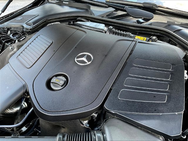 Used 2023 Mercedes-Benz C 300 Sedan image 31