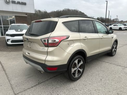 Used 2017 Ford Escape SE w/ SE Leather Comfort Package image 7