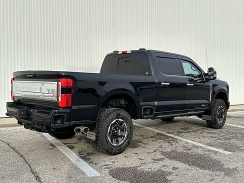Used 2024 Ford F350 Platinum w/ Tremor Off-Road Package image 5