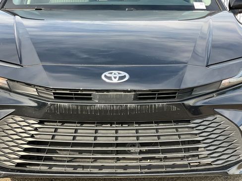 Used 2025 Toyota Camry LE FWD image 15