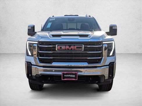 New 2026 GMC Sierra 2500 SLT w/ SLT Premium Package image 5