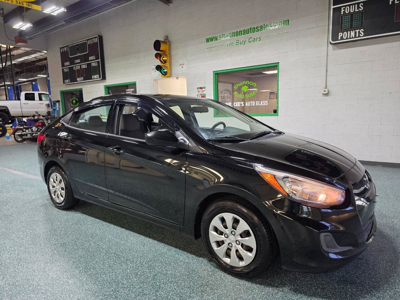 Used 2017 Hyundai Accent SE FWD image 4