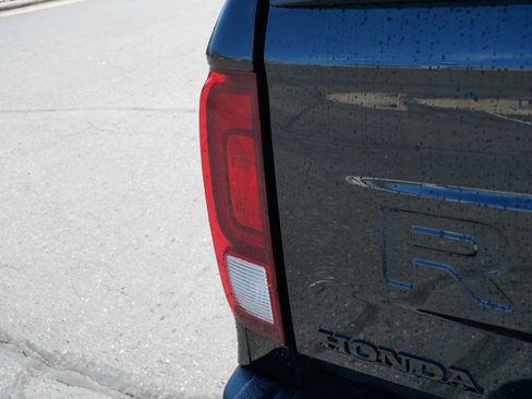 Used 2026 Honda Ridgeline Black Edition image 17