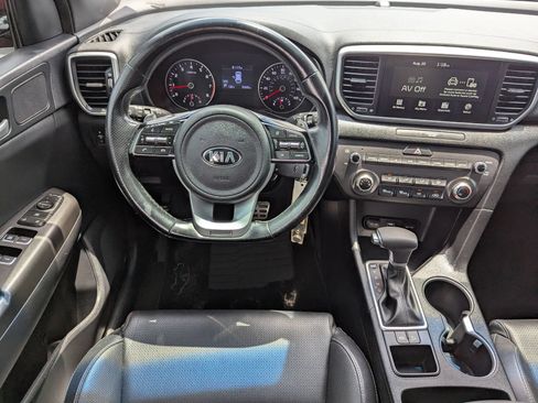 Used 2022 Kia Sportage Nightfall Edition FWD image 17
