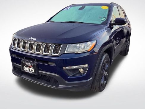 Used 2018 Jeep Compass Latitude w/ Cold Weather Group AWD/4WD image 5