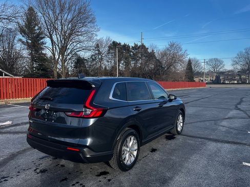 Used 2023 Honda CR-V EX-L image 3