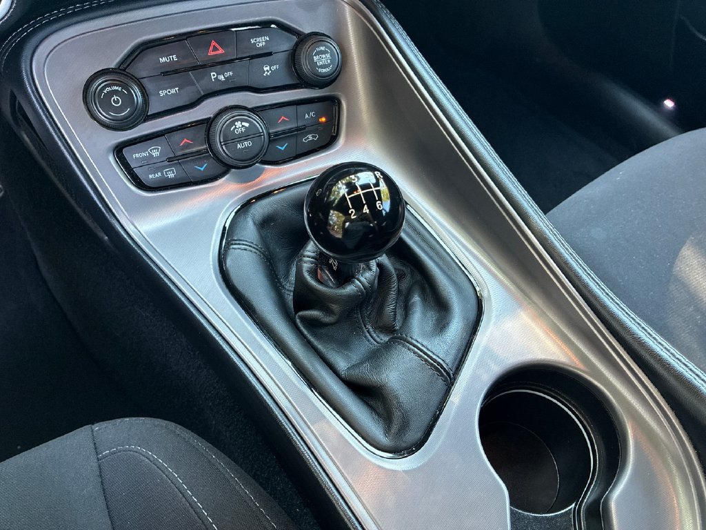 Used 2023 Dodge Challenger R/T RWD image 15