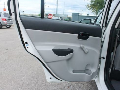Used 2008 Hyundai Accent GLS FWD image 19