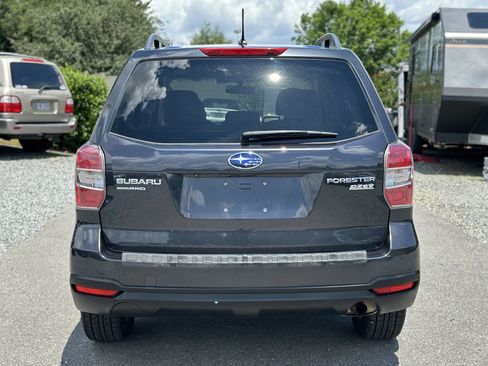 Used 2015 Subaru Forester 2.5i Premium w/ All-Weather Package AWD/4WD image 4
