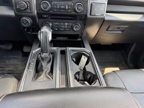 Used 2018 Ford F150 XLT w/ Equipment Group 302A Luxury AWD/4WD image 19