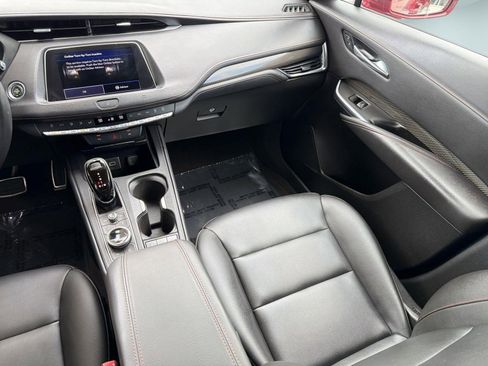 Used 2020 Cadillac XT4 Sport w/ Driver Awareness Package FWD image 27