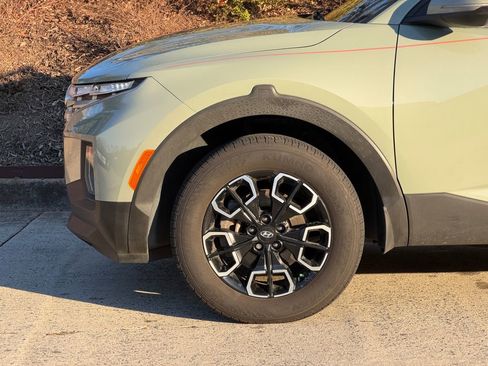 Used 2022 Hyundai Santa Cruz SEL Premium image 9