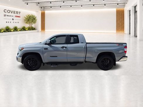 Used 2019 Toyota Tundra SR5 w/ SR5 Upgrade Package RWD image 8