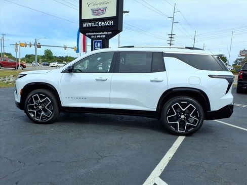 New 2026 Chevrolet Traverse High Country FWD image 6