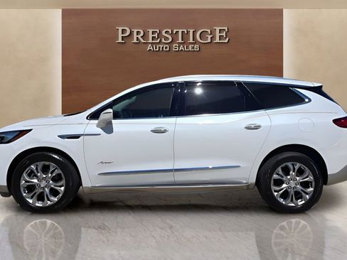 Used 2019 Buick Enclave Avenir w/ Avenir Technology Package AWD/4WD image 19