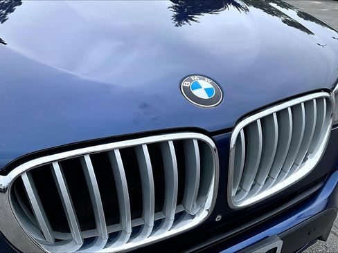 Used 2017 BMW X3 xDrive28i AWD/4WD image 32