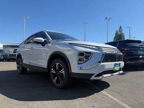 New 2026 Mitsubishi Eclipse Cross SE AWD/4WD image 2