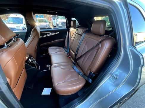 Used 2022 Lincoln Nautilus Reserve AWD/4WD image 15