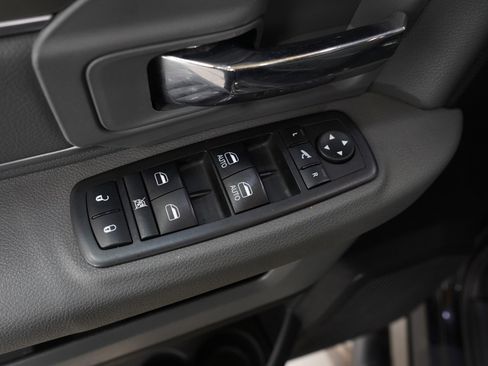 Used 2018 RAM 1500 Big Horn image 22