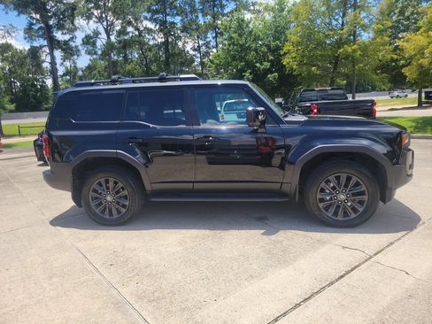 Used 2025 Toyota Land Cruiser w/ Premium Package AWD/4WD image 9