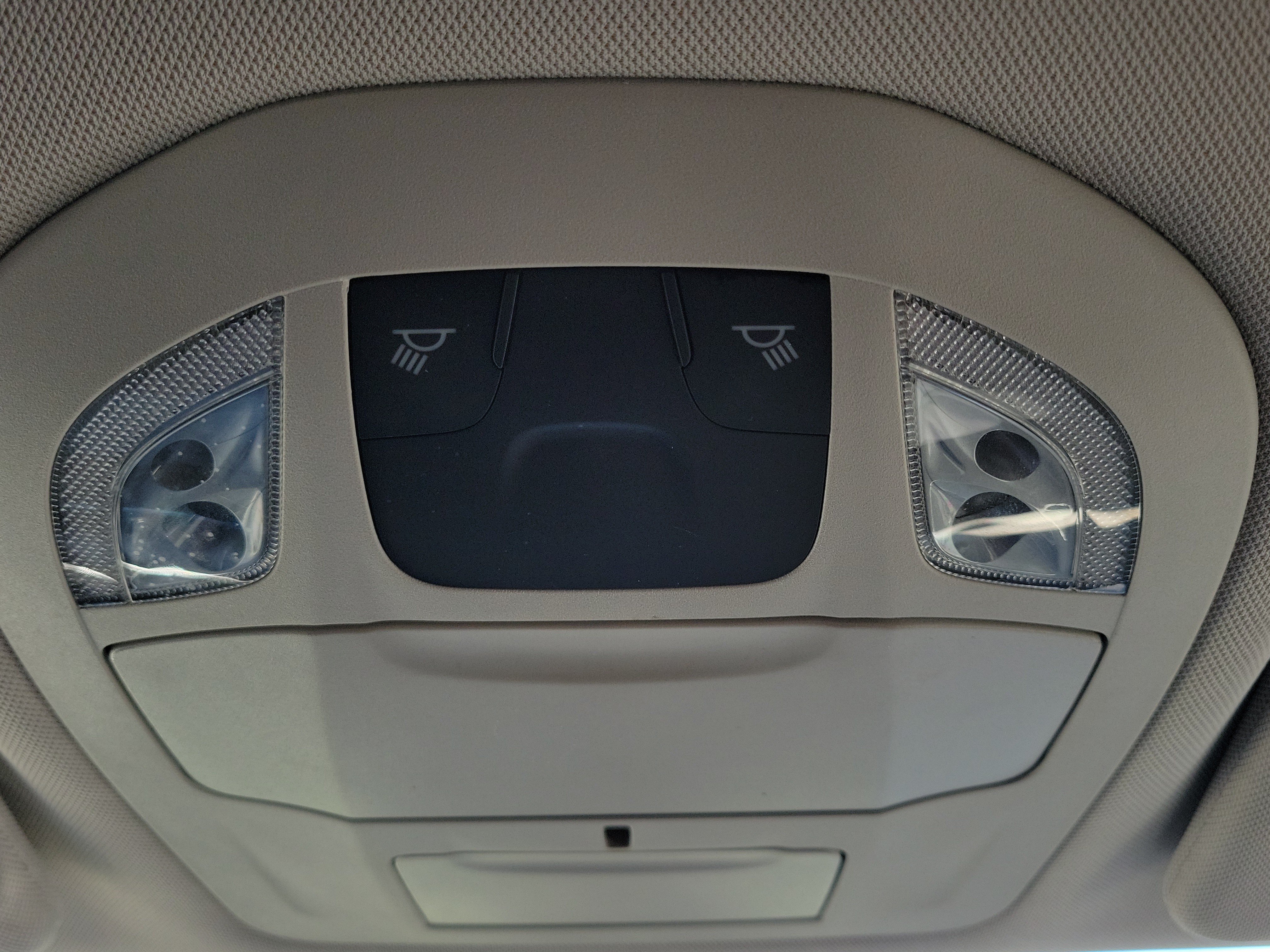 Used 2019 Chrysler Pacifica LX w/ Tire & Wheel Group FWD image 28