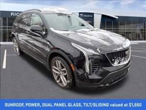 Used 2019 Cadillac XT4 Sport image 3
