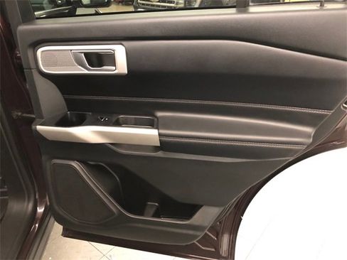 Used 2023 Ford Explorer XLT w/ Equipment Group 202A image 34