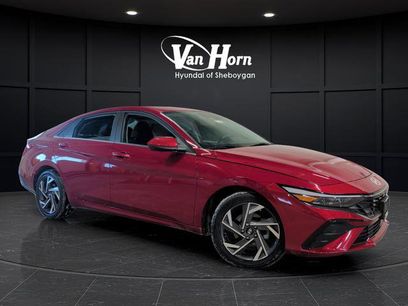 Certified 2025 Hyundai Elantra SEL w/ Cargo Package