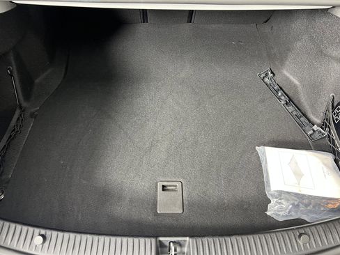 Certified 2019 Mercedes-Benz C 300 4MATIC Sedan image 22