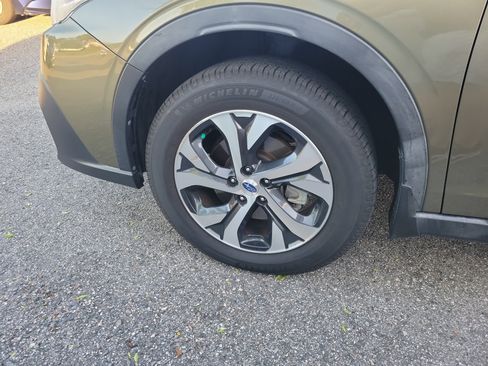 Used 2020 Subaru Outback Touring w/ Popular Package #2 image 27