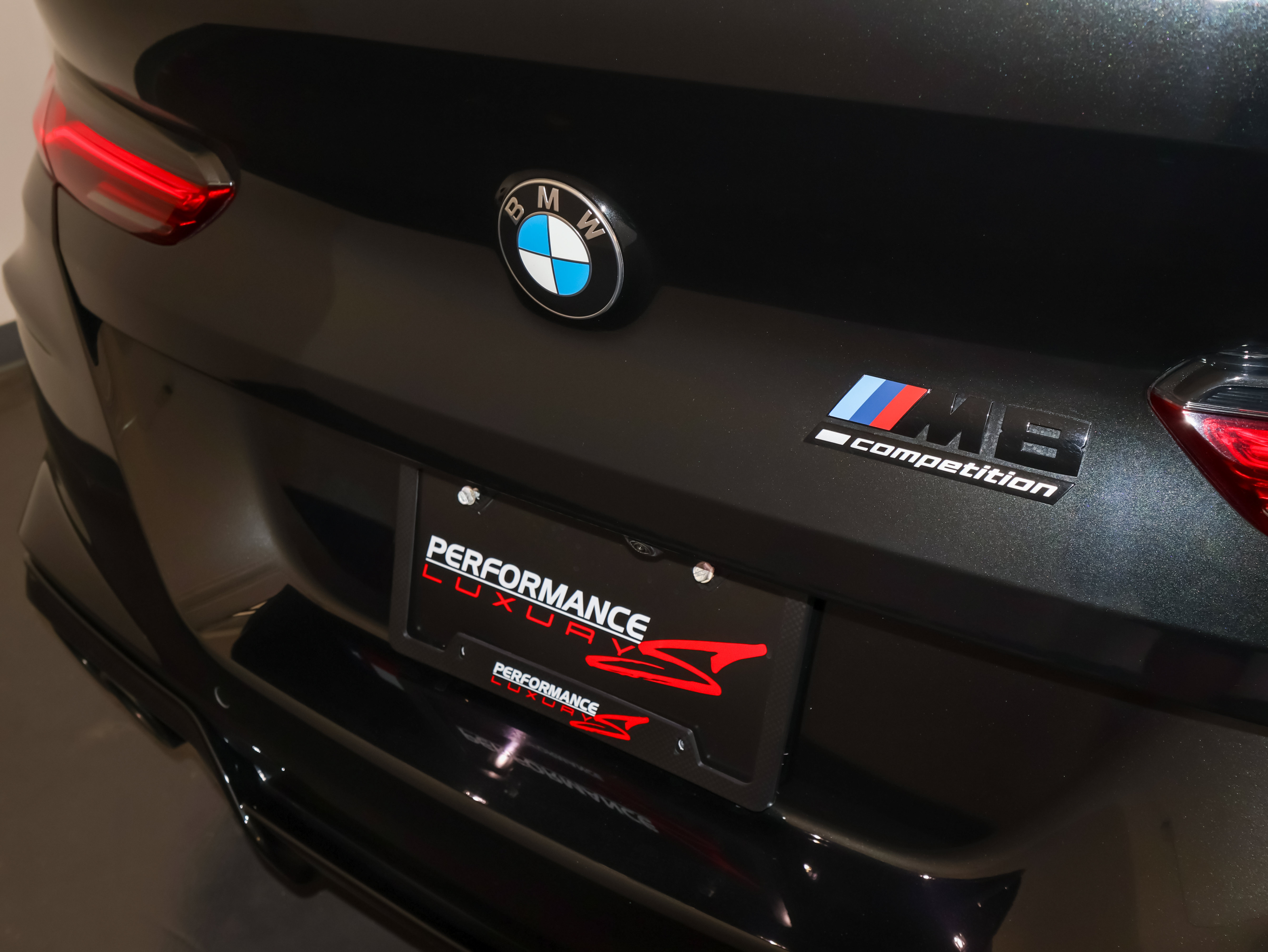 Used 2023 BMW M8 Gran Coupe xDrive Competition w/ M Carbon Exterior Package AWD/4WD image 47